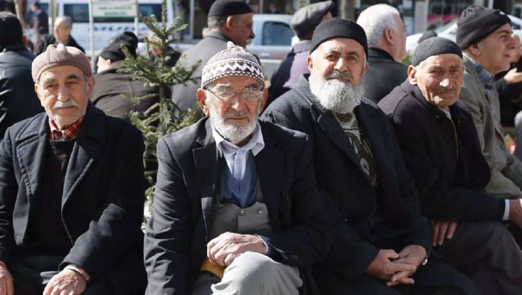 Emekliler yaşadı! SGK açıkladı, bunlar bedava oldu 11